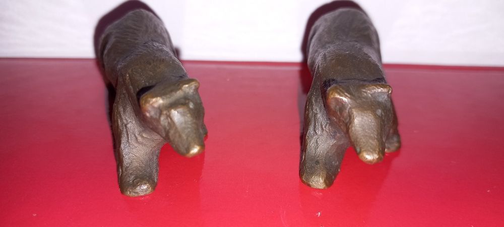 Figurine vechi din bronz