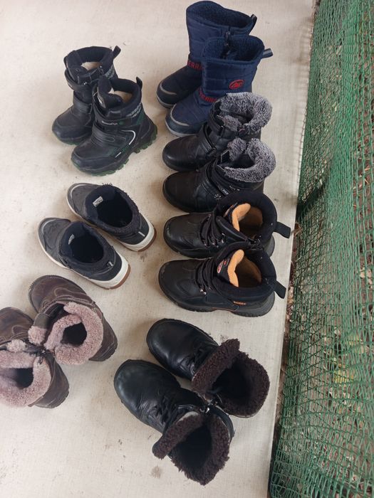 Для детей обувь .