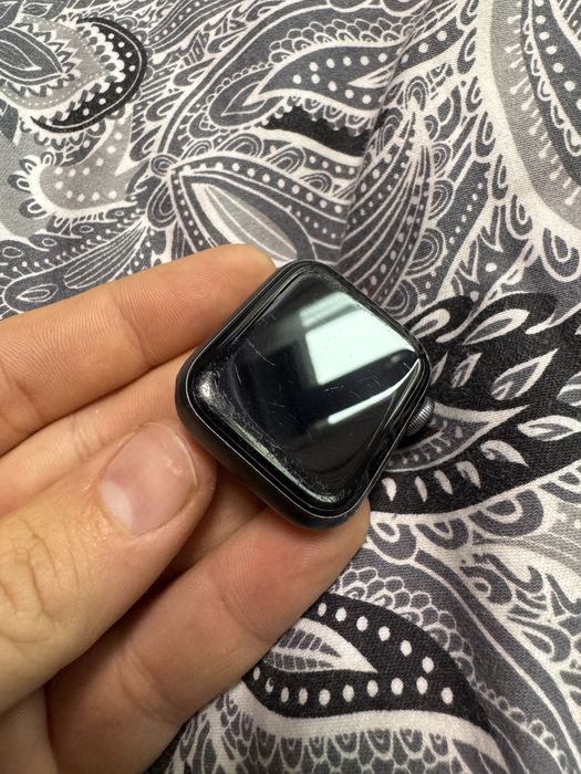 Vand Apple watch 4 40 mm gray uzat