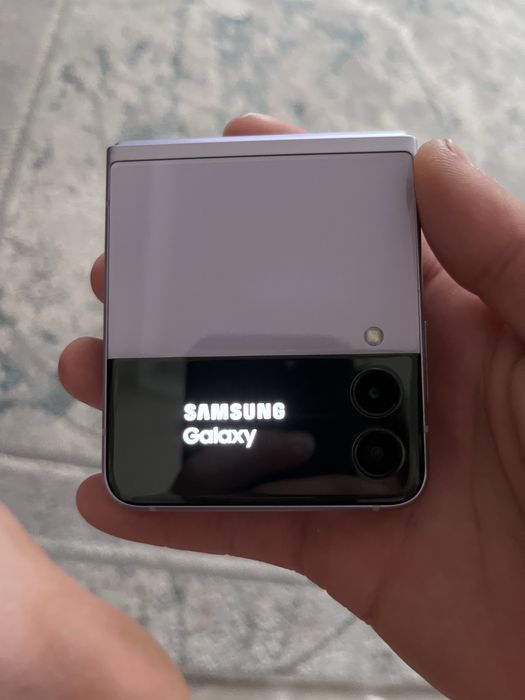 продается Samsung zip flip 3