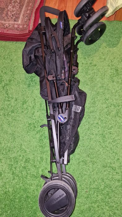 Vand Carucior sport CHICCO London Matrix, 5 puncte, 0 luni+