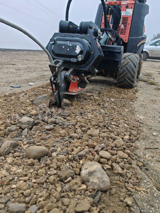 Diverse atasamente multifuncționale Ditch Witch Zahn R300
Ditch Witch