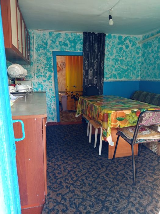 Дом продается  за линией.