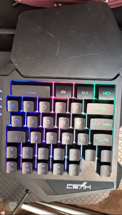Tastatura mini gaming V100
