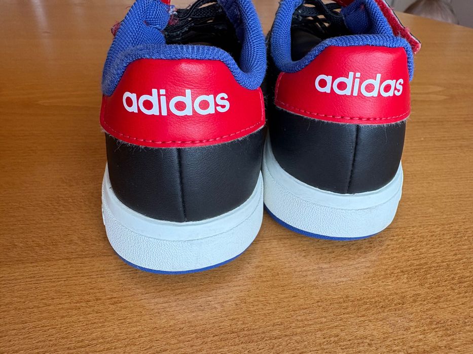 Детски маратонки Адидас Спайдърмен 32