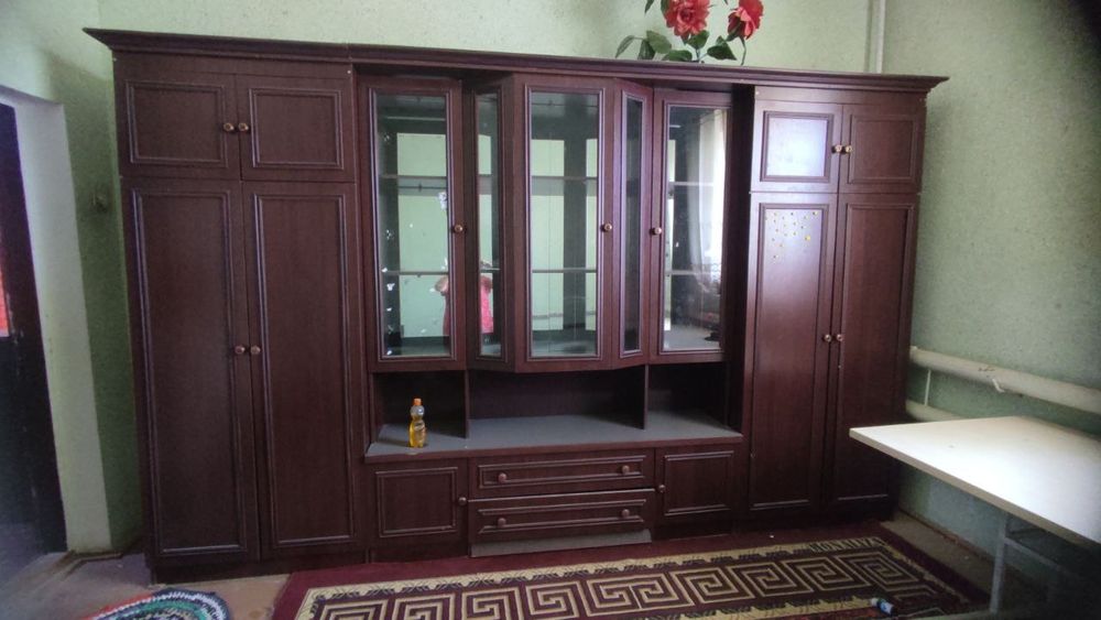 Shu rasmdagi hammasi sotiladi