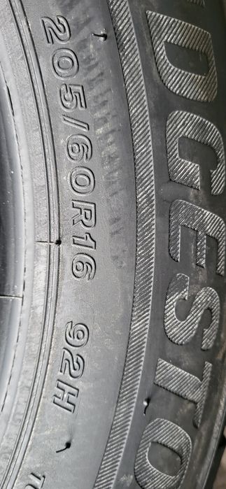 4 anvelope noi 205 60 16 bridgestone blzzak lm 001 iarna 2018