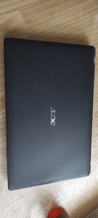 Лаптоп Acer aspire e1-531