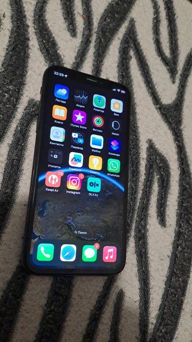 Продам айфон х.  64гб