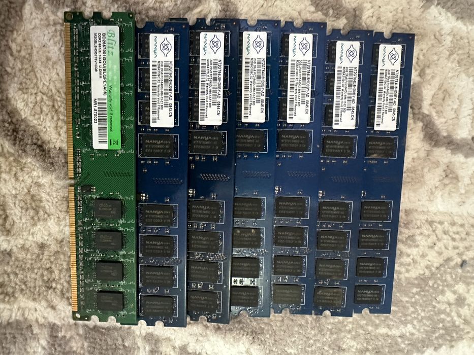 Продам Озу DDR4 8 гб , DDR3 , DDR2