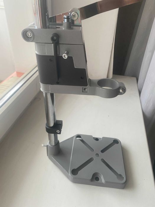 Держатель дрель шуруповерт,  стойка.