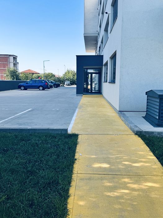 Salon infrumusetare cu toate serviciile