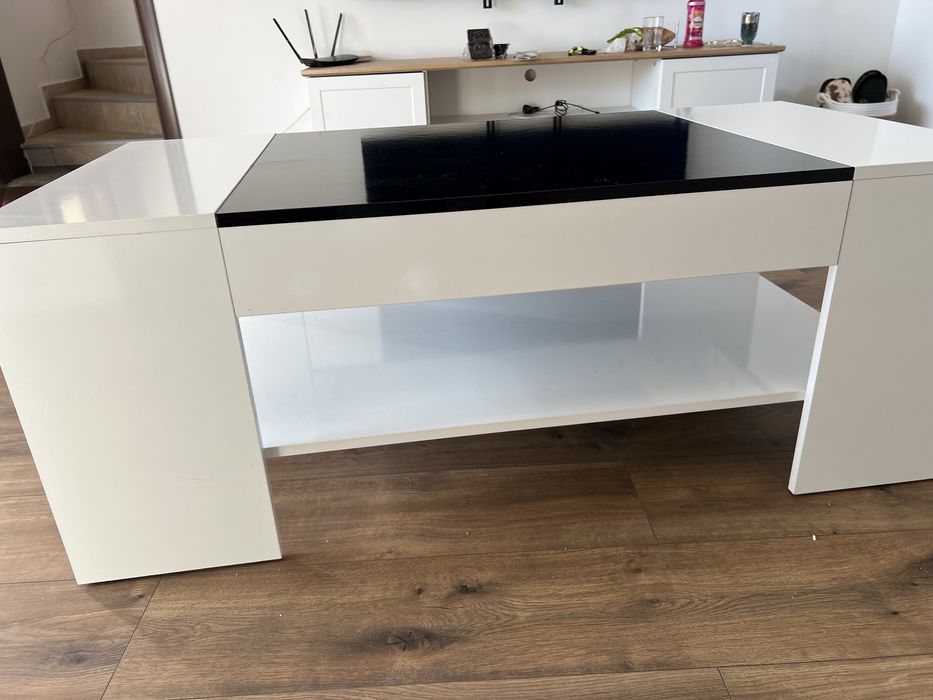 Холна маса ниска черно бяла