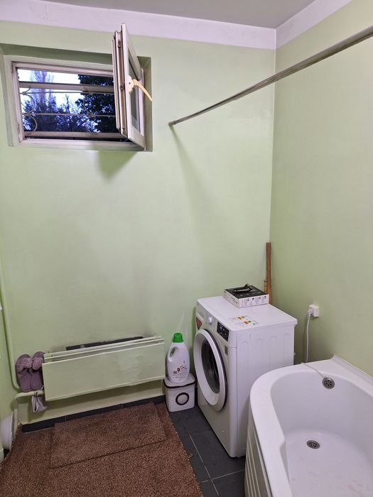 Продаётся СРОЧНО Банковский дом. Мухбир. 3 ком. 1-этаж. Банковс