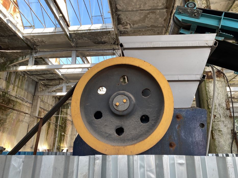 челюстна трошачка ОМ / 600х400/ мм