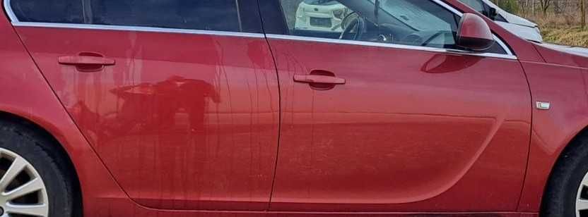 Врата врати лява дясна предни и задни Инсигния Insignia 2009Г.