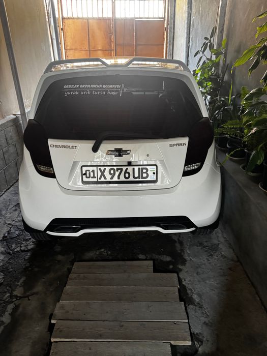 Chevrolet spark sotiladi