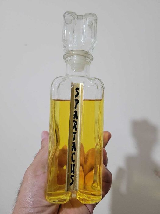 Одеколон антикварный. Parfico Spartacus