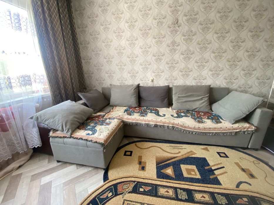 Продам диван в хорошем состоянии