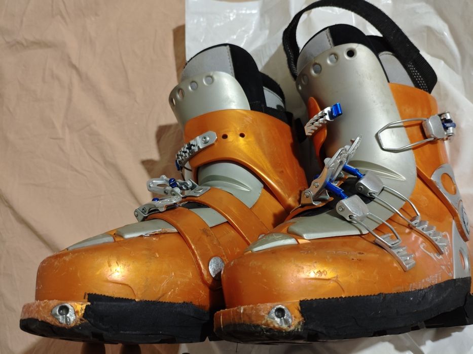 Ботинки для скитура