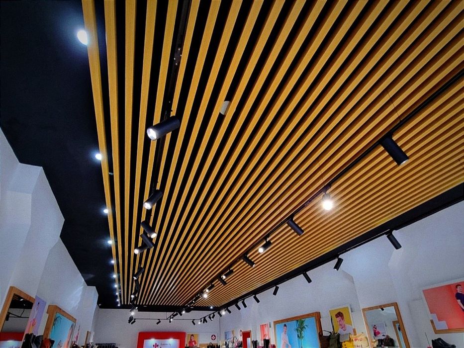 Реечный рейка подвесной потолок reechniy patalok речний rechniy(7)