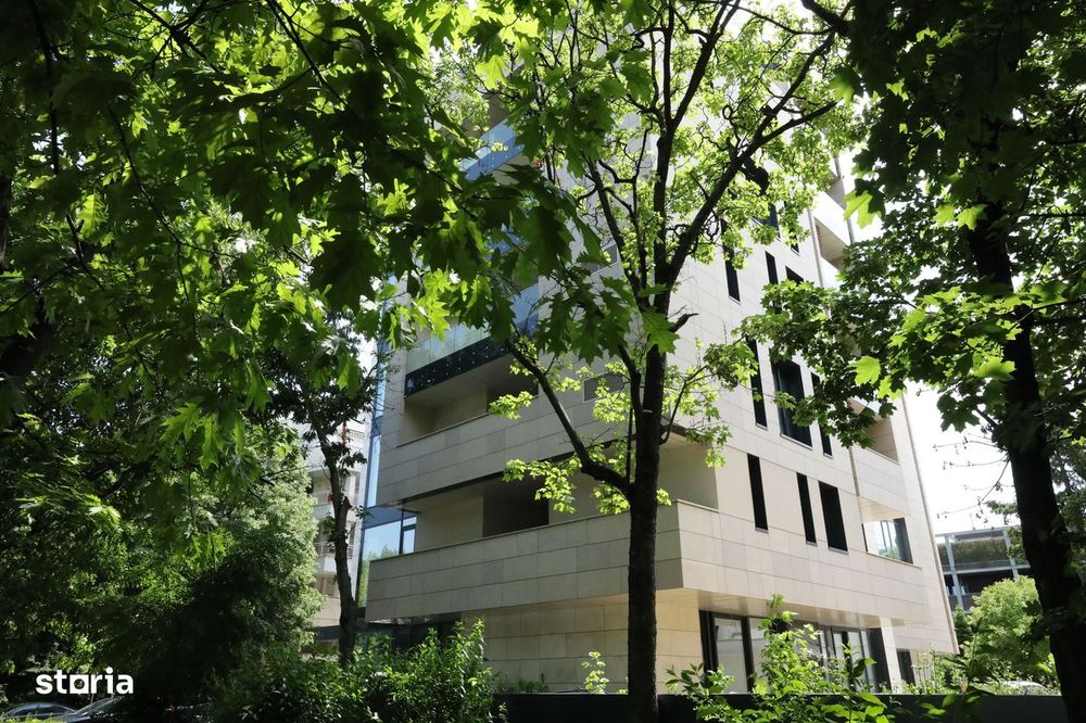 De Gaulle Residence/Arcul de Triumf