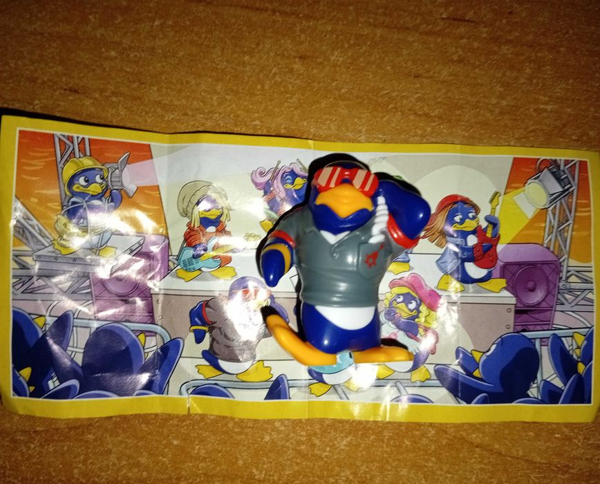 Kinder пингвин Гром