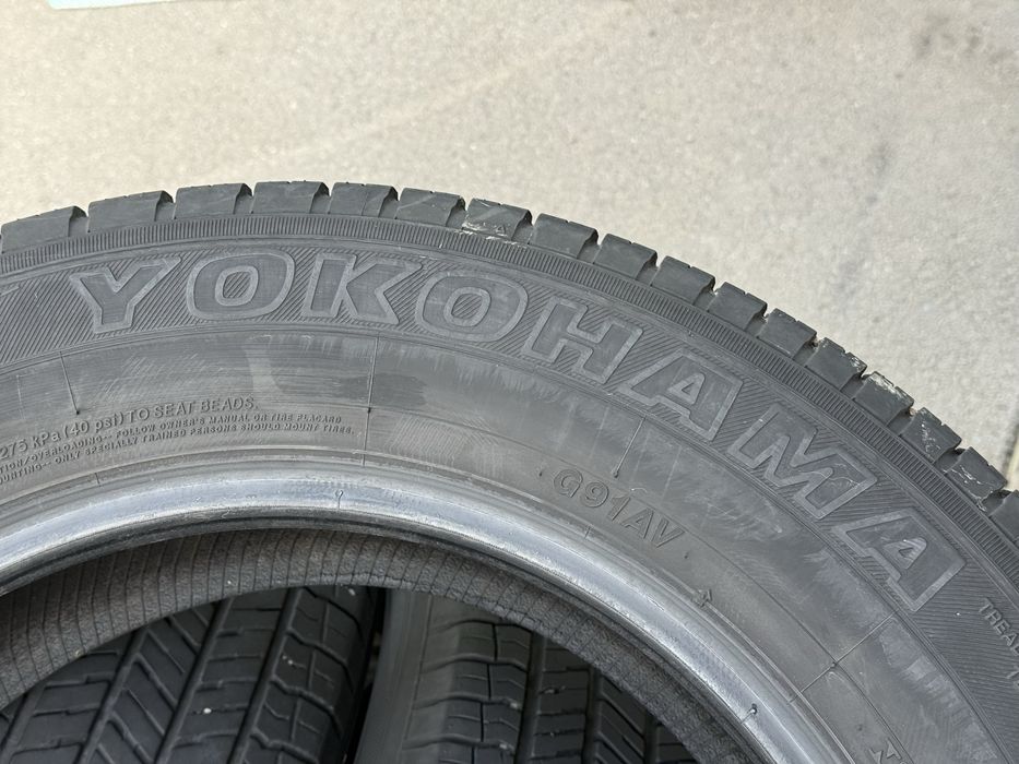 225|65 R17. Yokohama Geolandar.