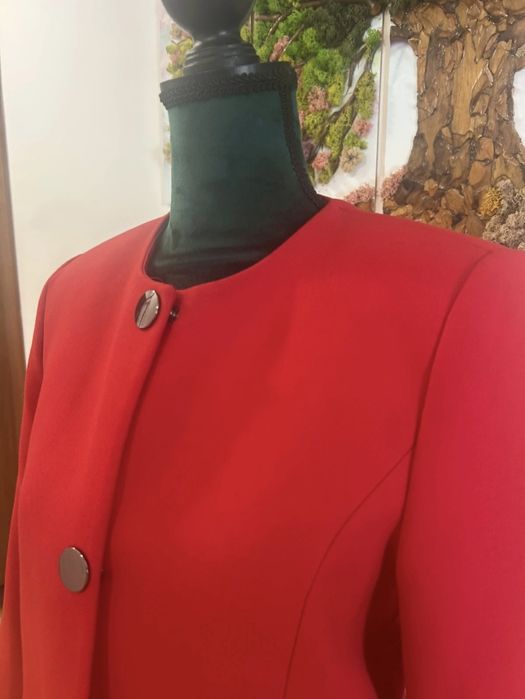 Pardesiu Zara nou fără eticheta