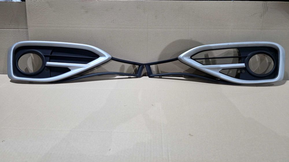 Халогени ,основи и декоративни решетки за БМВ/BMW f32;33;36