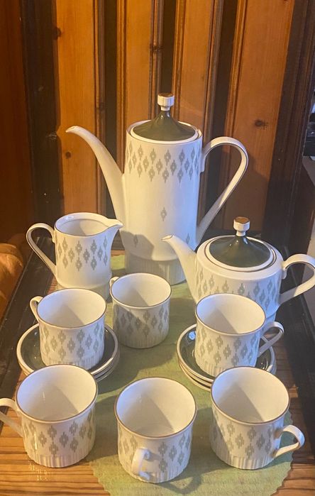 Чайный сервиз на 6 персон (Германия)