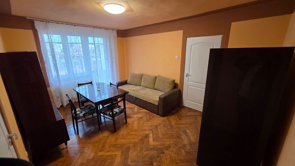 Apartament de închiriat cu 2 camere