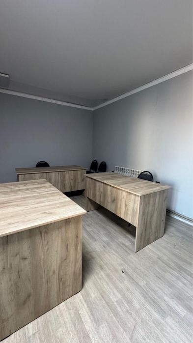 Продается 2 стола ,в отличном состоянии