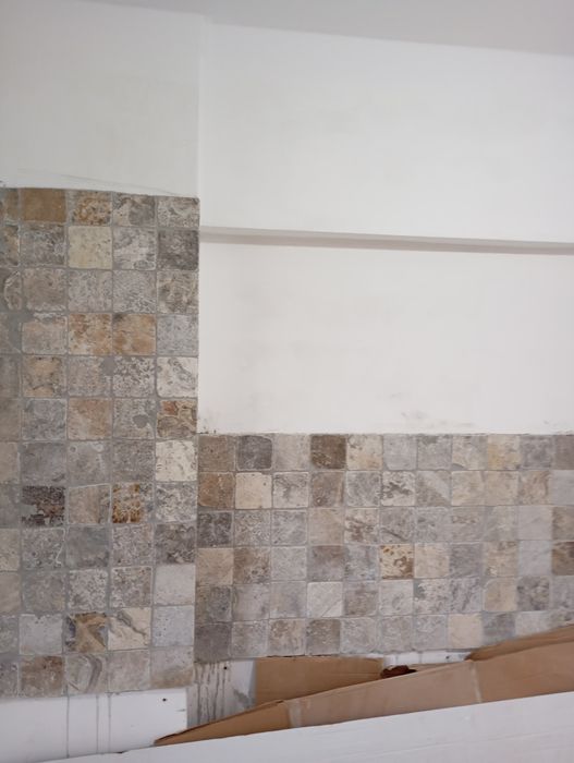 Renovări apartamente, case amenajări interioare și exterioare