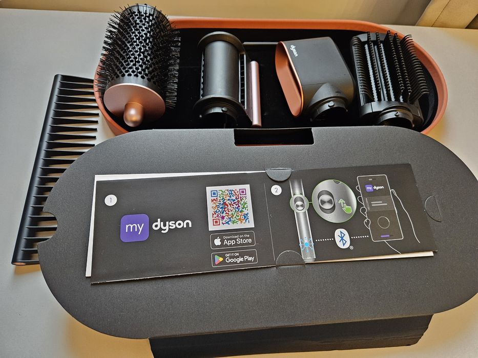 Dyson airwrap id HS08 nou