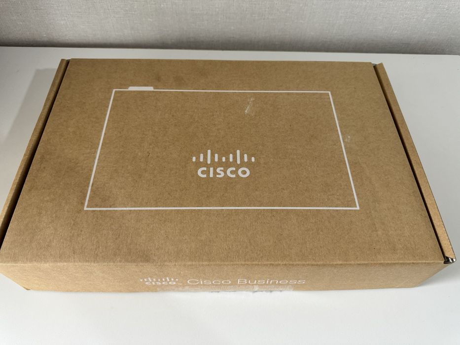 Продам cisco cbs110-16pp