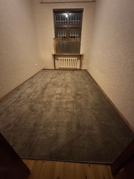 Gilam kesib tikish xizmati 24/7.  1 metr uchun 15.000 sum