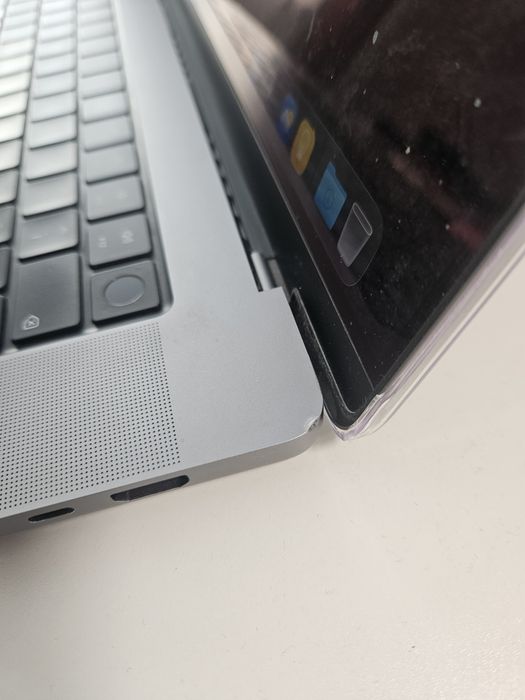 Macbook Pro 16 inch, M1 Pro 16Gb 512Gb ssd