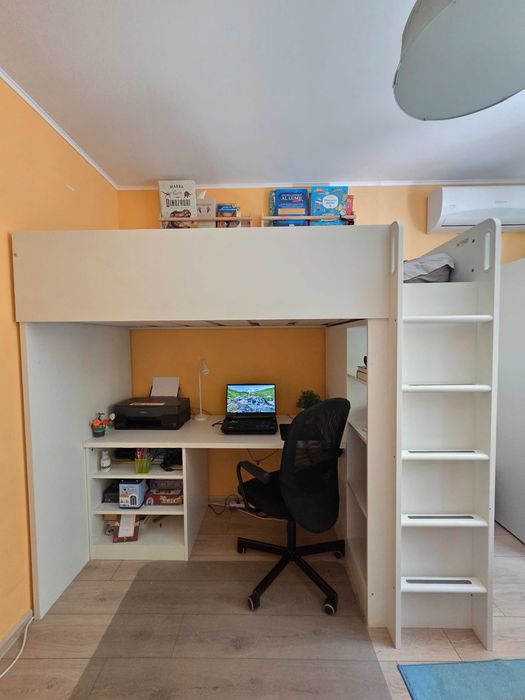 Pat copii supraetajat / suprapus IKEA, cu birou si spatiu depozitare, alb, saltea inclusa