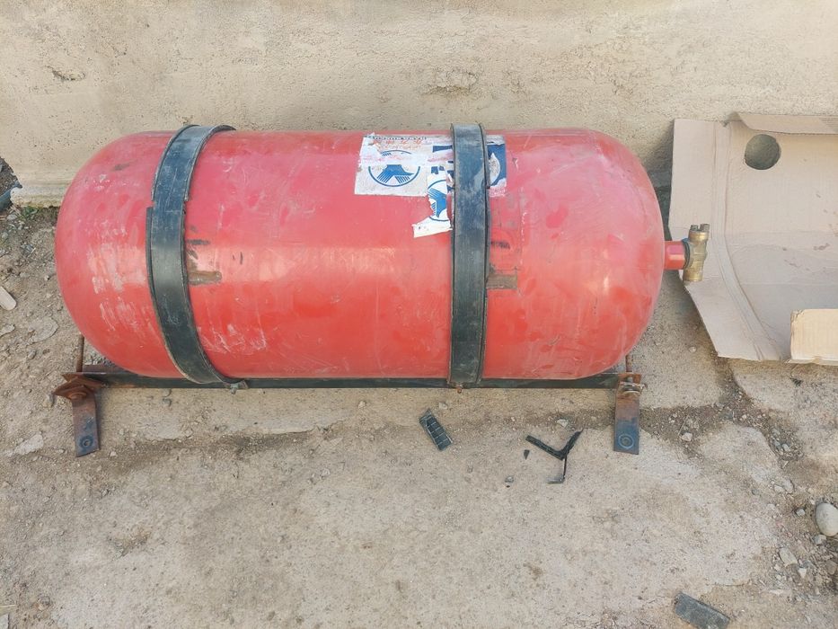 Продам газ балон метана