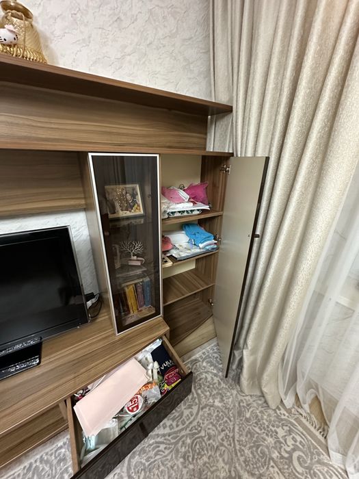 Срочно продам горку под телевизор