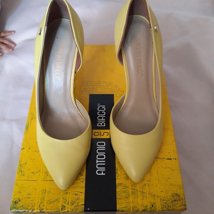 Продам туфли оригинал