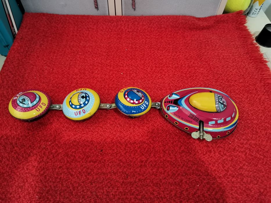 Jucărie veche UFO