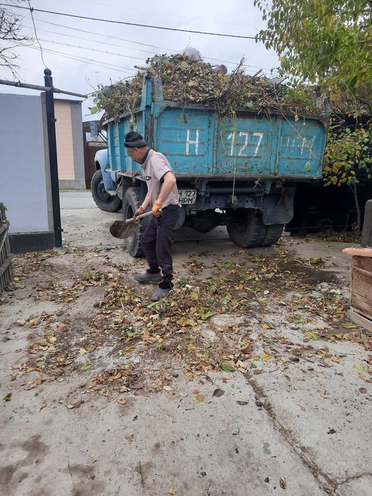 Демонтаж,кладка,стяжка итд.