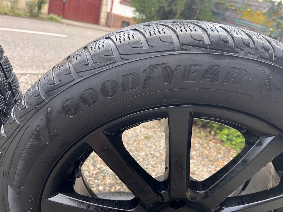 Jante+Cauciucuri Iarna M/S Skoda Kodiak 235/55/18