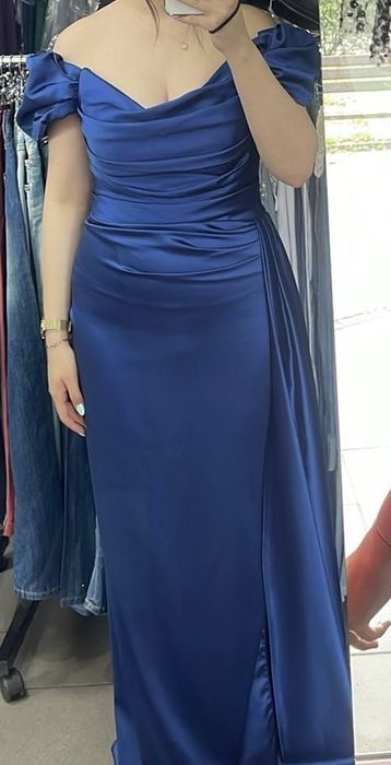 Тъмносиня официална рокля