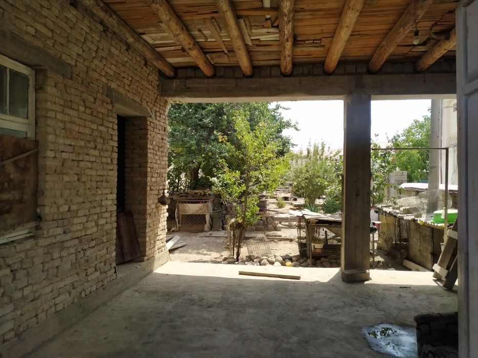 Assalomu aleykum ucastka sotiladi