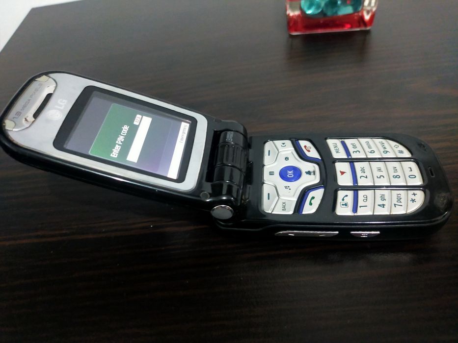 Telefon LG U8360