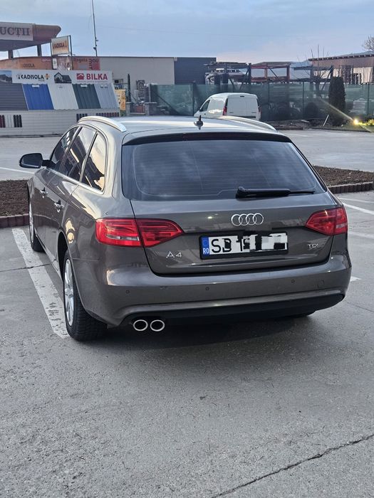 Audi a4  An.2013    2.0