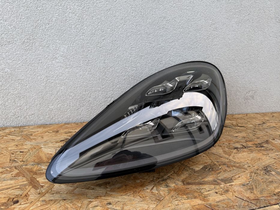 Far stanga Porsche Cayenne 9Y Full LED Adaptiv MATRIX Original Europa